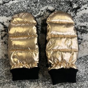 Brand new gold and black mittens